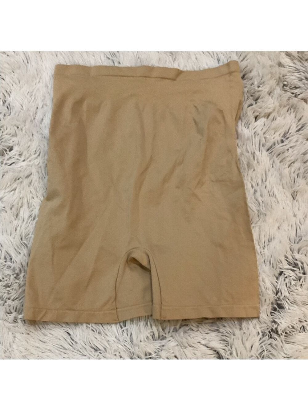Belly Bandit Basics maternity support short Woman’s size medium